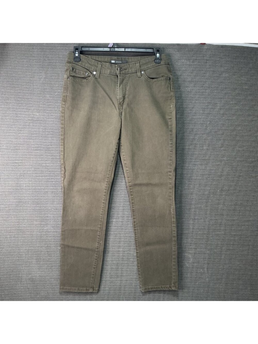 Levis Womens Size 12M W31 L32 Olive Green Mid-Rise Skinny Jeans